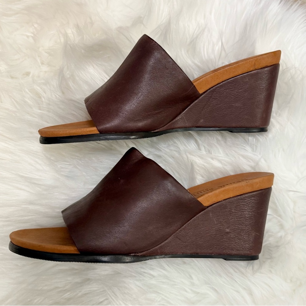 Gentle Souls ‘Gabe-Olicious’ Leather Wedge Slides - Picture 3 of 8